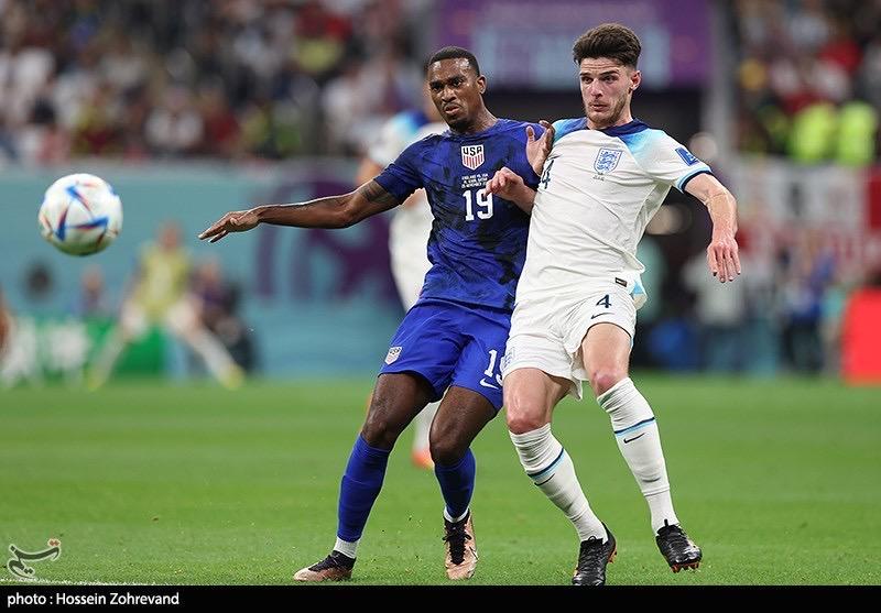 赖斯英格兰国家队核心角色：三狮军团的中场基石